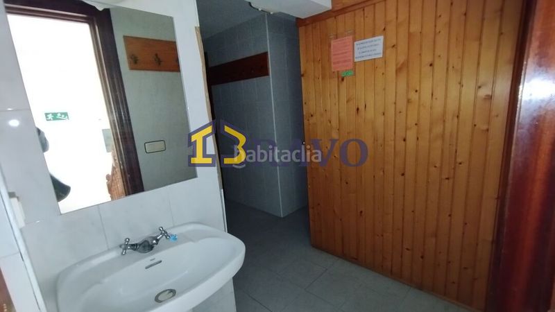 Foto 22e9d6c2-f792-4982-b35c-57cfbe5b88d5. Local comercial a Medina de Pomar