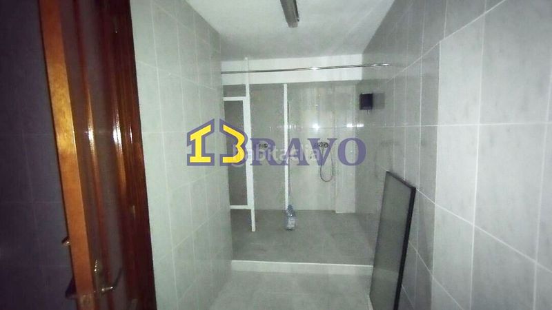 Foto 9245b11b-50ef-4947-b5f9-a99801b7c3b7. Local comercial a Medina de Pomar
