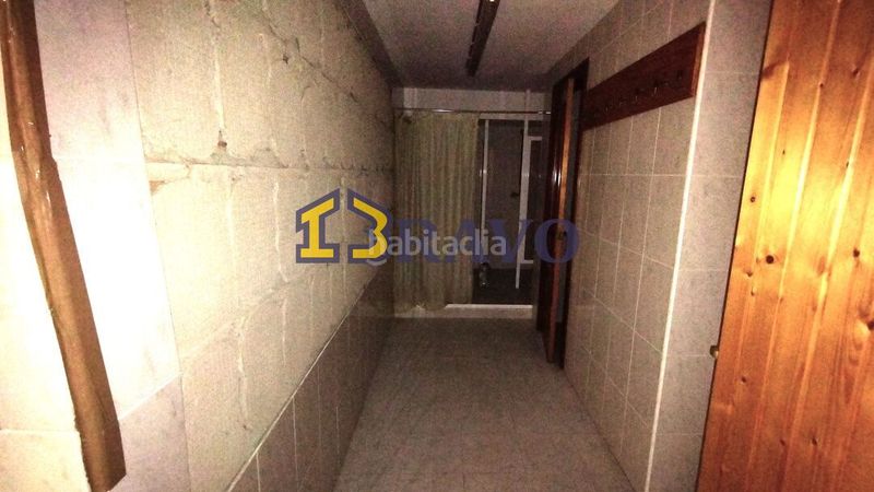 Foto cfcb89bd-6e49-41d6-bf0d-72ece2c4db11. Local comercial a Medina de Pomar