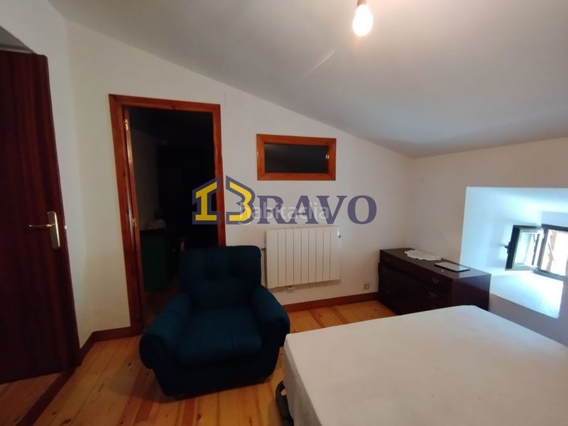 Foto 085af61f-f82d-4bbb-8893-67cbafad5f69. Casa adossada amb calefacció a Junta de Traslaloma