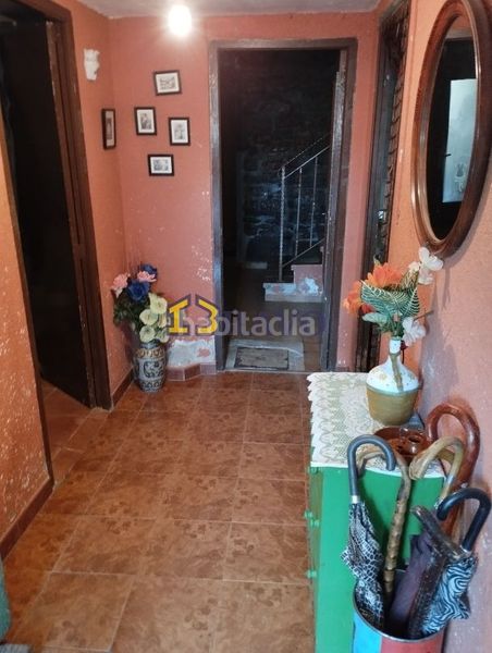 Foto 5ff0e338-7f33-4471-8626-06243ebffbc3. Casa adossada amb calefacció a Junta de Traslaloma