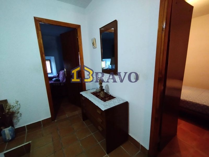 Foto ad02bc5e-5b5f-4cf2-982e-df881f88a406. Casa adossada amb calefacció a Junta de Traslaloma