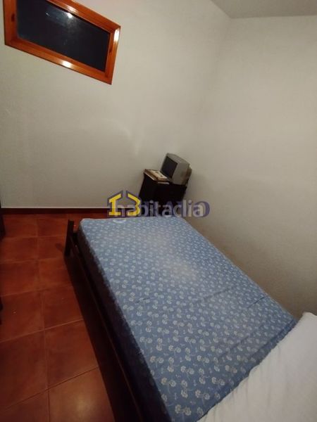 Foto e6cdd38a-587e-4aa7-8a12-dbee2b9cad86. Casa adossada amb calefacció a Junta de Traslaloma