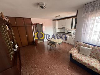 Pis a Medina de Pomar. Piso en medina de pomar de tres habitaciones