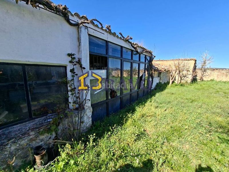 Foto e5285bf1-3d8e-4290-a750-f93d593feadc. Casa amb calefacció a Medina de Pomar