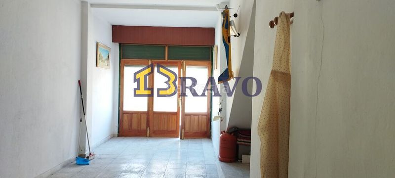 Foto 9c8ed991-0459-4f8b-aadb-19d10ded5864. Local comercial a Medina de Pomar