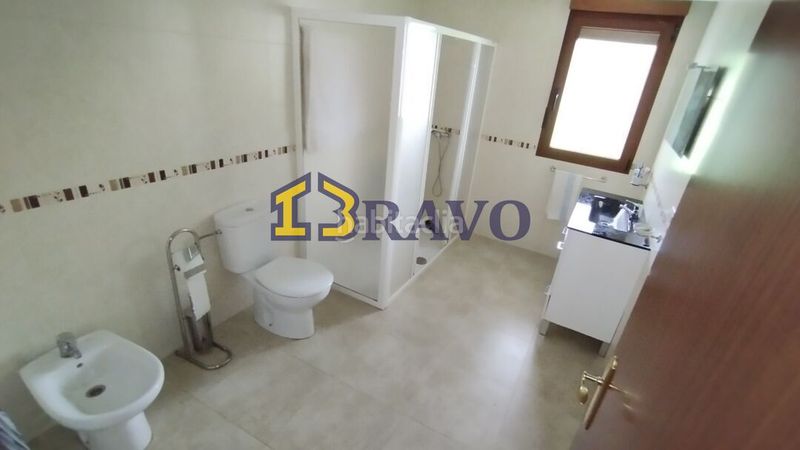 Foto 1720d46a-6d44-455f-9990-36c1f828bca7. Casa amb calefacció a Medina de Pomar