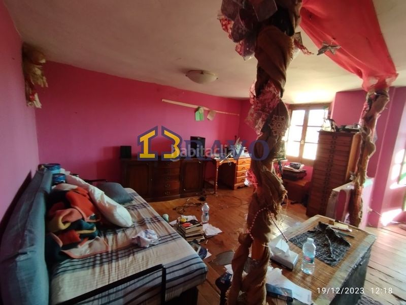 Foto 1fc1cb0b-6649-415f-bf69-d3f8d988f254. Casa amb calefacció a Valle de Losa