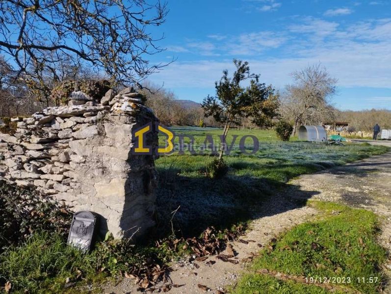Foto 21934de6-e59e-4889-afbd-b64737a6c48f. Casa amb calefacció a Valle de Losa