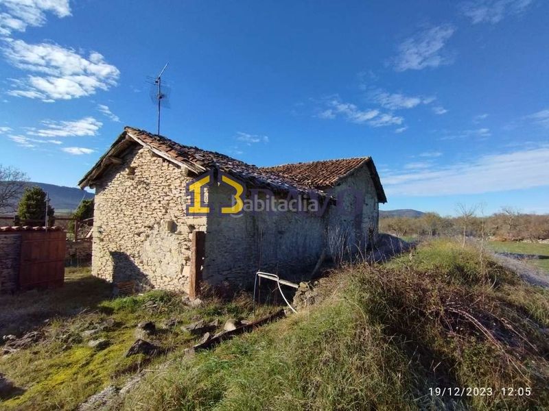 Foto 621bfbca-d5f4-4535-9b93-92b8a39ed3af. Casa amb calefacció a Valle de Losa