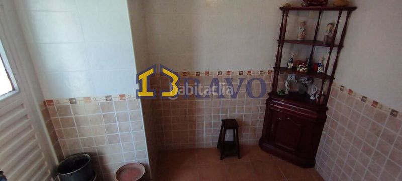 Foto 9a4bd56a-46fa-4604-b264-6164e629f7aa. Casa amb calefacció a Valle de Losa