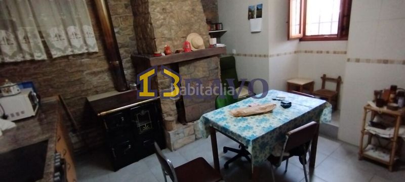 Foto a1dbee5c-10f4-4c79-88cf-7936d6c5894c. Casa amb calefacció a Valle de Losa