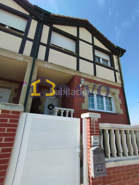 Foto 28d62f56-d06f-422e-9775-cfaaff1cc19d. Casa amb calefacció aparcament a Medina de Pomar