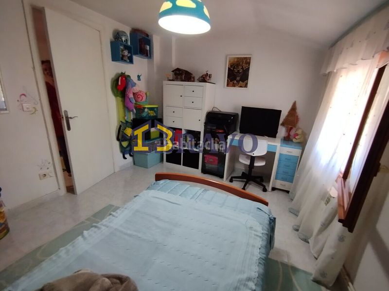 Foto 42ed91ac-c0f4-4d02-a5b4-a1a939d1102d. Casa amb calefacció aparcament a Medina de Pomar