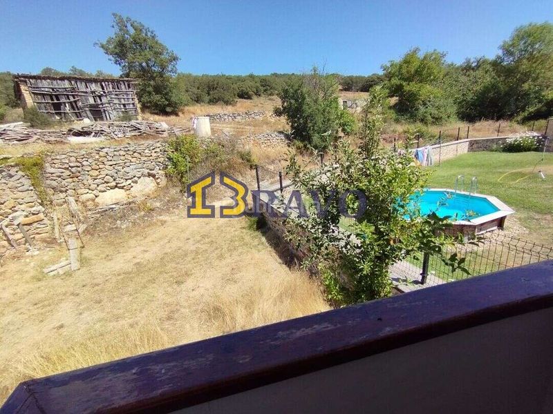 Foto f81f6efc-2e56-4b68-91d8-ee6ce55ea519. Casa amb calefacció aparcament a Medina de Pomar