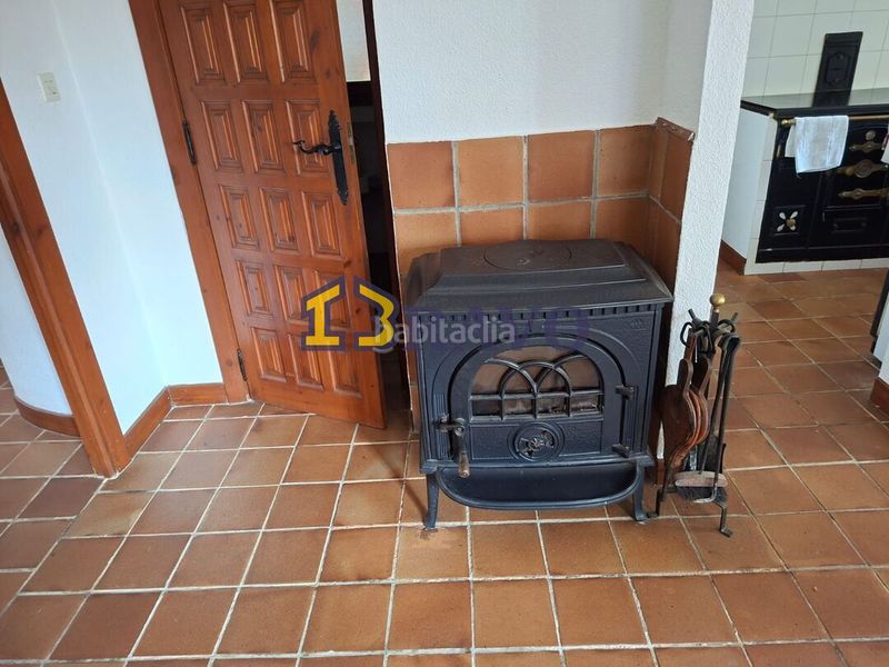 Foto 426861f2-36c1-4dc4-bcdd-c13ec742cc76. Casa amb calefacció a Merindad de Montija