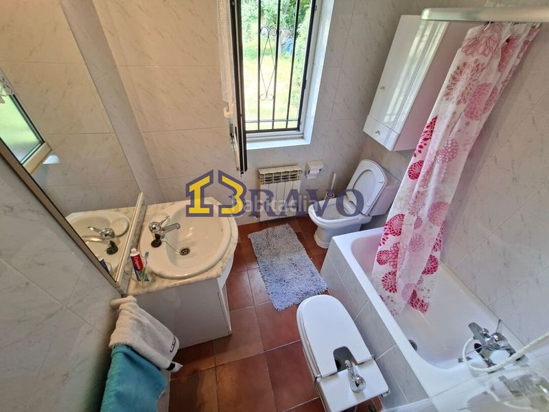 Foto 9f88e0e9-5750-4692-a7a7-527bcde9e8e2. Casa amb calefacció a Merindad de Montija