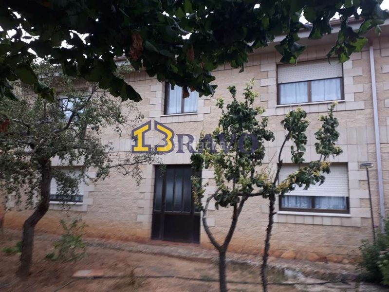 Foto 2a32c731-5d71-44ea-8152-154b02f816a1. Casa a Valle de Tobalina