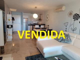 Appartement à Arquitecto julián laguna 1. Piso en venta en almerimar