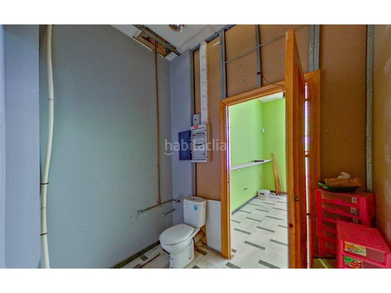 Foto d11592b2-87b7-4fc2-b9e4-5f9ab6005115. Local comercial local en venta en centro en Pabellón - Estación - El Corte Inglés Ejido (El)