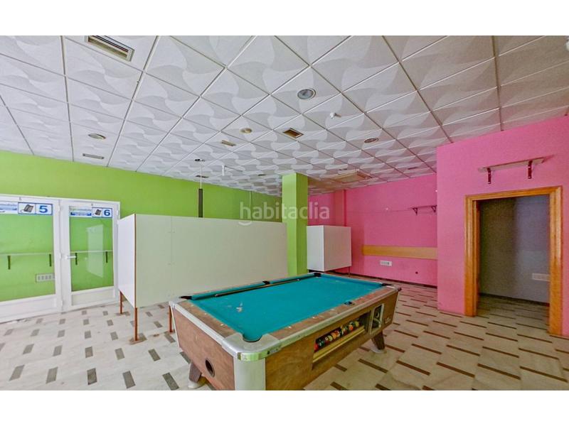 Foto f13336e2-79b5-42b0-b722-8c29144ec4fa. Local comercial local en venta en centro en Pabellón - Estación - El Corte Inglés Ejido (El)