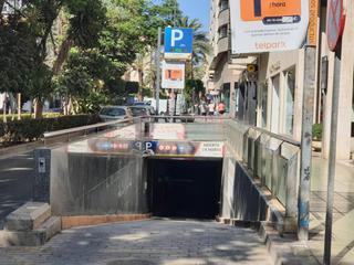 Aparcament cotxe a Mayor 1. Parking en venta en centro