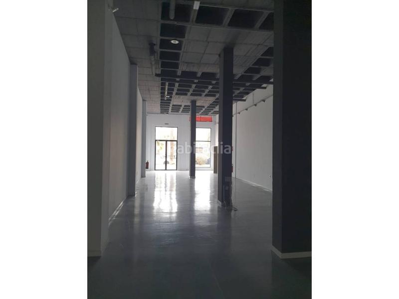 Foto 646f724b-b7e9-4f26-b373-2209fb849d07. Alquiler local comercial en julian laguna 240 local en alquiler en Almerimar en Ejido (El)