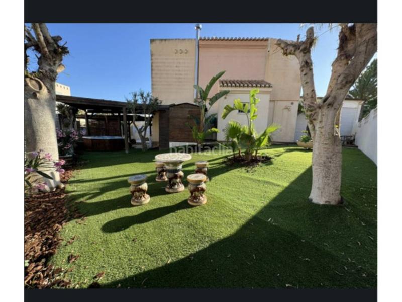 Foto c1af9fd0-2848-4cda-9a13-11b20e7507af. Casa adosada chalet adosado en venta en Almerimar en Ejido (El)