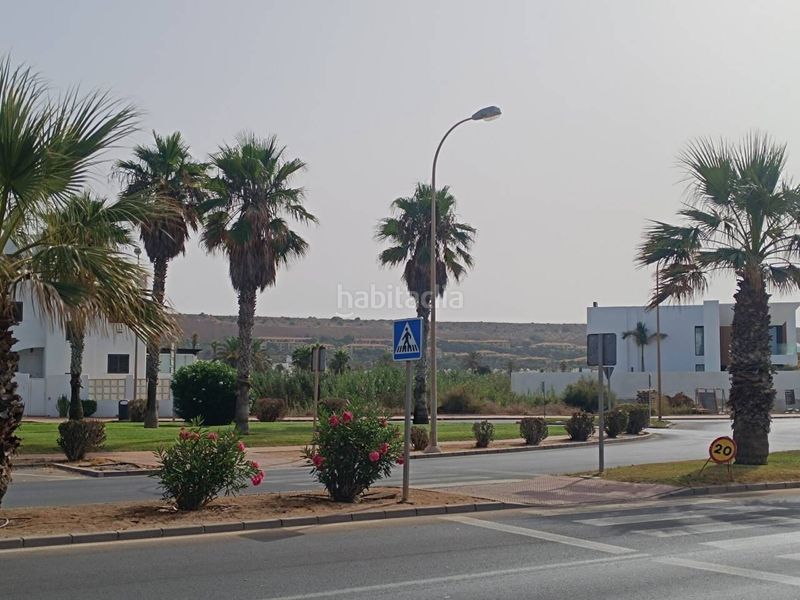 Foto 42f0296b-9f5f-4762-adc6-9e6089ec0ecc. Terreny residencial a Almerimar Ejido (El)