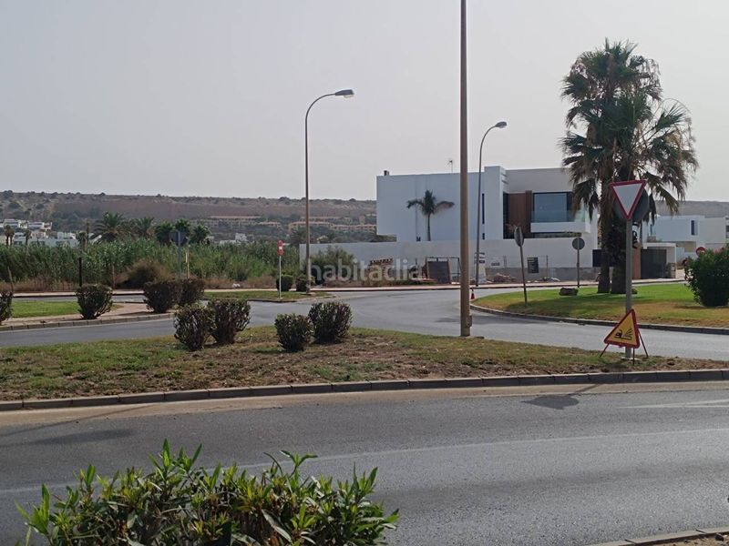 Foto c13b7ab7-33fc-4591-81af-2c1552e822e7. Terreny residencial a Almerimar Ejido (El)