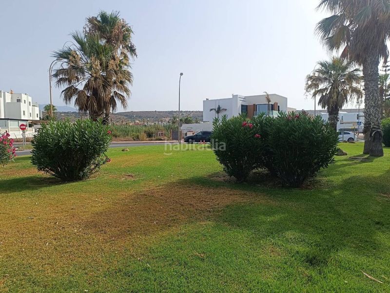 Foto c2e23924-a663-4562-b22b-914f5b0fcef6. Terreny residencial a Almerimar Ejido (El)