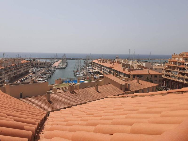 Foto c24dd2bd-f26a-45ae-8bf9-11f544271635. Piso  en venta en Almerimar en Almerimar Ejido (El)
