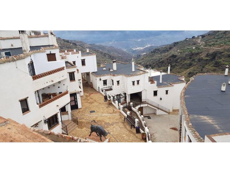 Foto f5fc311f-b9ff-4519-a245-32a41baee679. Dúplex a castañar s/n a Ohanes