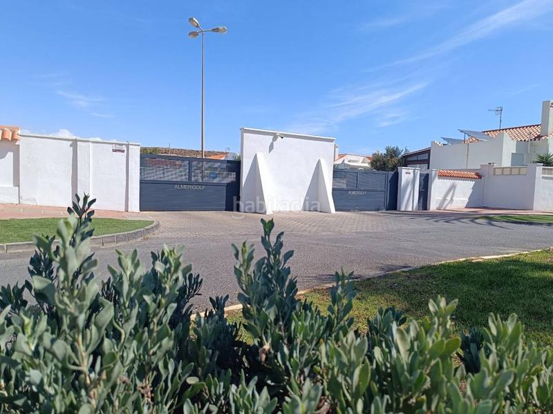 Foto 187f0ec4-53f3-4665-a027-27cbf45a0eb9. Casa a schiera con parcheggio piscina in Almerimar Ejido (El)