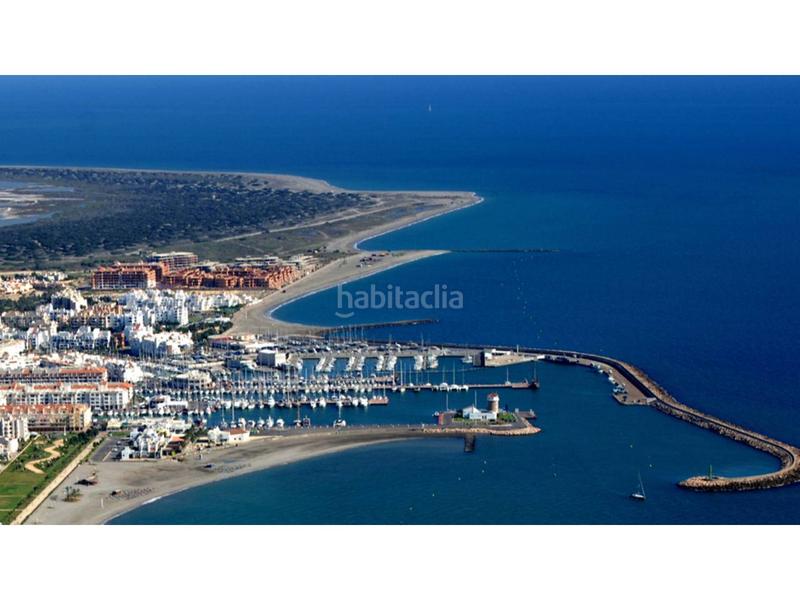 Foto f82d9777-2a8e-411b-a673-a34aff3c0136. Casa a schiera con parcheggio piscina in Almerimar Ejido (El)