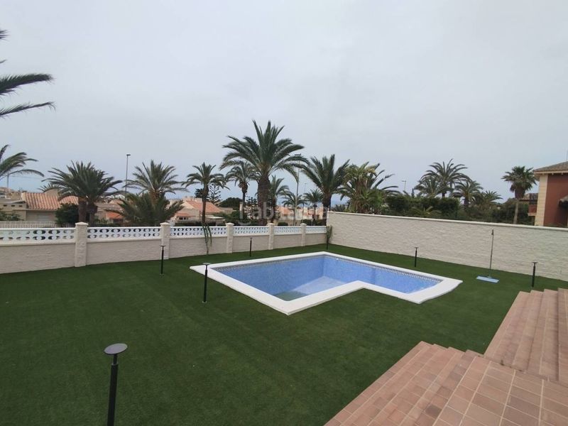 Foto 3b2e17bd-412b-414c-ae42-566d55d43971. Xalet amb aparcament piscina a Almerimar Ejido (El)