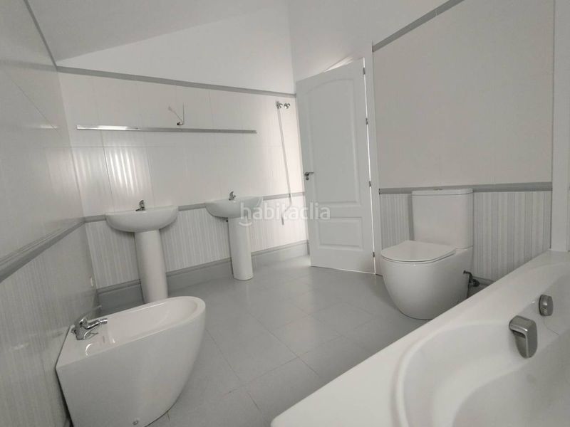 Foto bb57a483-9f0c-4f0e-9e39-a58d9ee2d7b8. Xalet amb aparcament piscina a Almerimar Ejido (El)