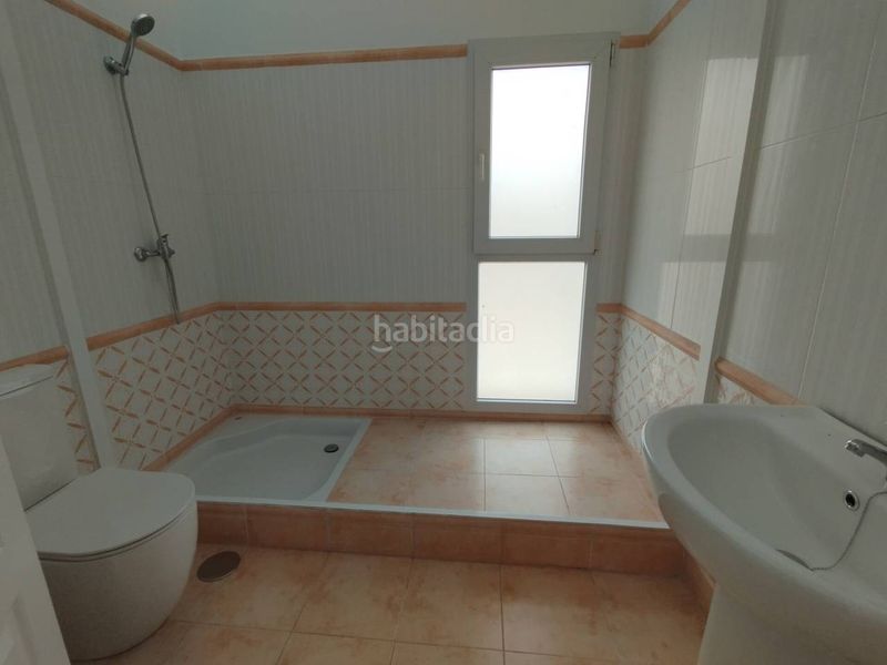 Foto fef01a1b-d1a7-4371-b15a-78a2daad3431. Xalet amb aparcament piscina a Almerimar Ejido (El)
