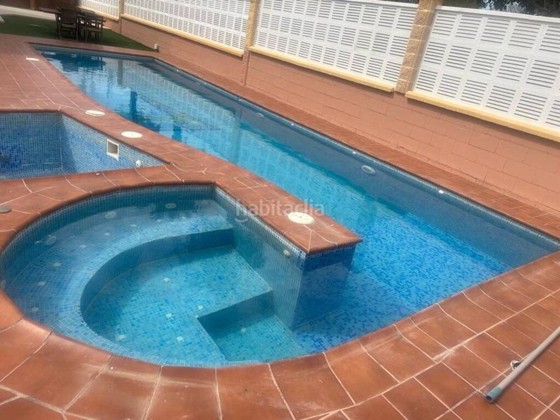 Foto ed914853-5ace-4556-a450-2daf2f12f3d4. Xalet amb calefacció aparcament piscina a Almerimar Ejido (El)