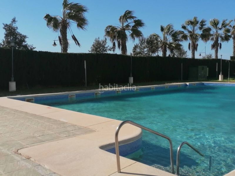 Foto 4e30885d-4323-4091-b857-c11d6b81d6a7. Maison jumelée avec parking piscine dans Almerimar Ejido (El)