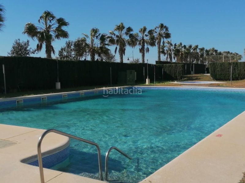 Foto db45617a-6812-4544-84de-59f833839137. Maison jumelée avec parking piscine dans Almerimar Ejido (El)