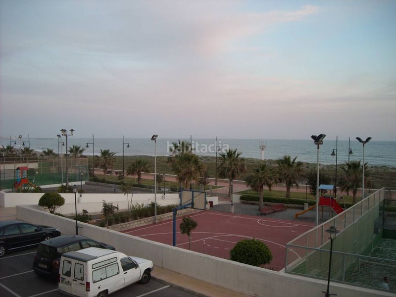 Foto fadd02a4-f7f2-4a15-add2-de5e869400ca. Maison jumelée avec parking piscine dans Almerimar Ejido (El)