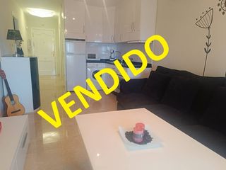 Flat in Calle glaucio 5. Oportunidad en almerimar
