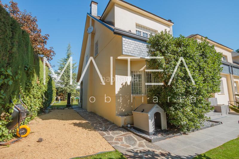 Foto 7cacd6ad-f16a-4c9a-86ba-20767c481465. Towny house with fireplace heating parking pool in Galapagar