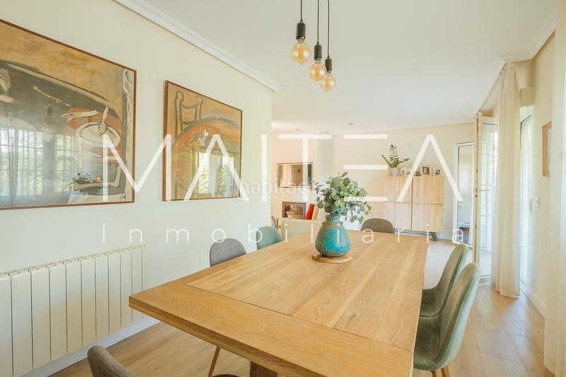 Foto 815db828-ca33-482c-81ff-47e6e8f86d3a. Towny house with fireplace heating parking pool in Galapagar