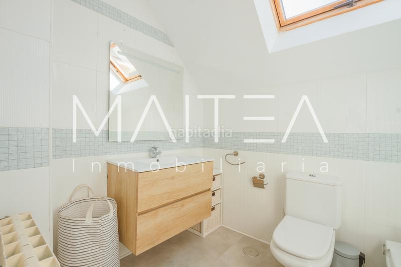 Foto c9d2761e-e073-4b81-9641-d522549dfd03. Towny house with fireplace heating parking pool in Galapagar