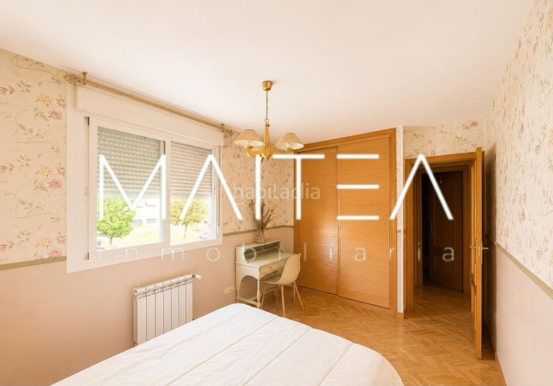 Foto be6f8155-f6ab-4149-a7d6-ebe6e3024b2a. Casa adossada amb calefacció aparcament piscina a Valdemoro