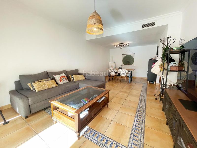 Foto 339f2ca8-31d9-4977-af9c-d3a591a80217. Duplex con riscaldamento parcheggio piscina in Calahonda Mijas