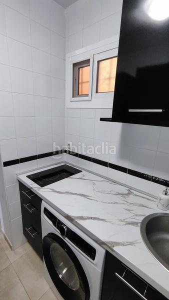 Foto df575696-86ac-421d-85f5-c4301c65f648. Apartament amb piscina a Parque de la Paloma Benalmádena
