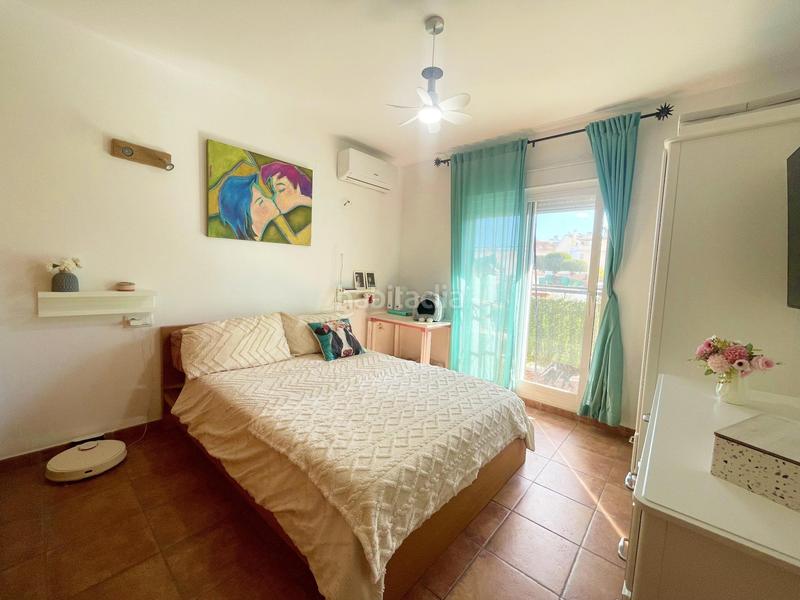 Foto c30cbc50-3e0c-4bd4-9f6d-b30e3e8d8767. Reihenhaus mit parking pool in El Romeral-Peñón de Zapata Alhaurín de la Torre